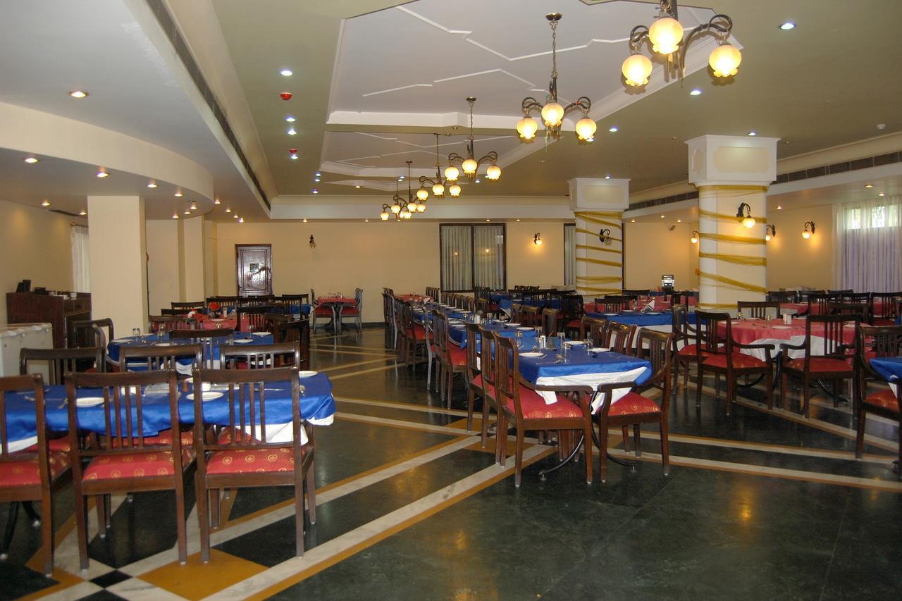 The Royal Residency Hotel Bodh Gaya Ngoại thất bức ảnh