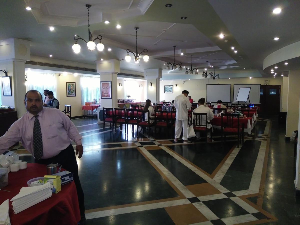 The Royal Residency Hotel Bodh Gaya Ngoại thất bức ảnh