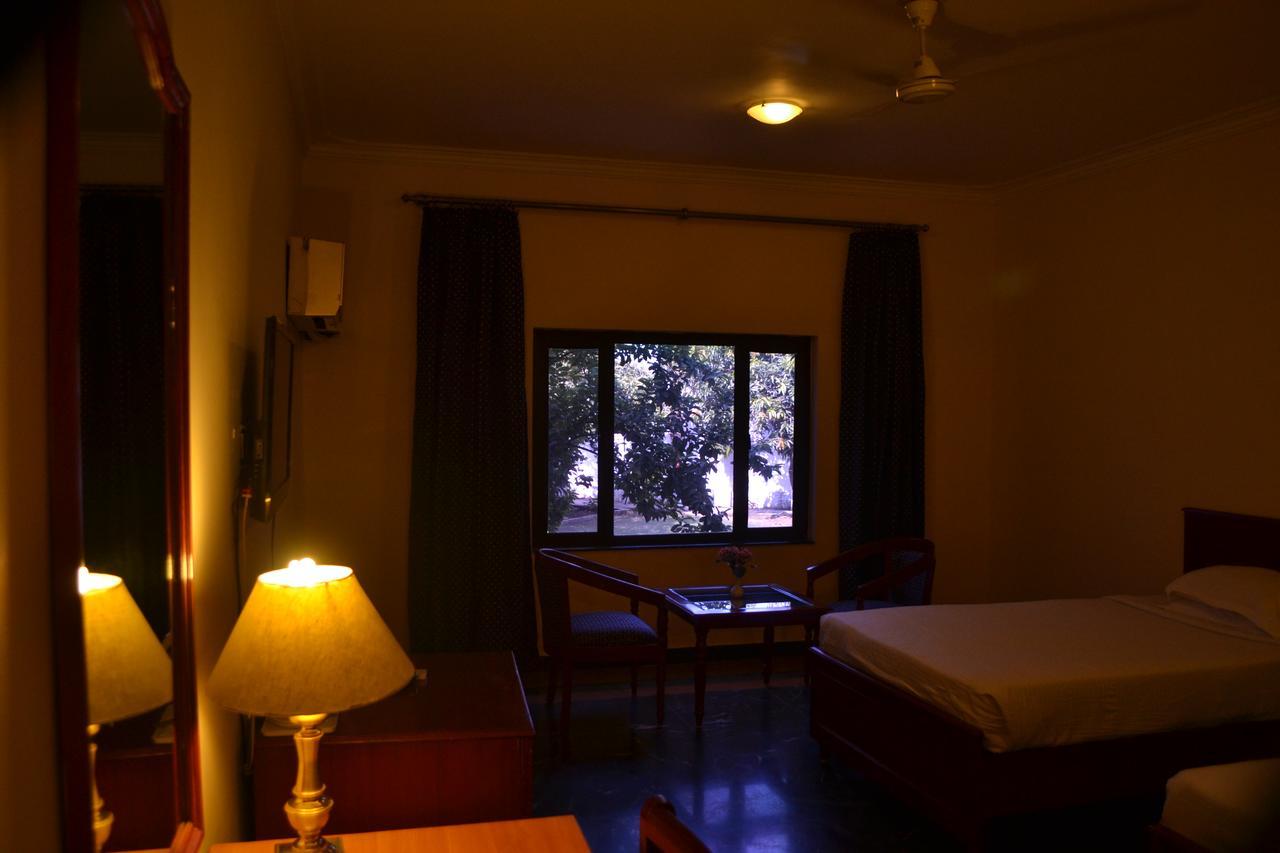 The Royal Residency Hotel Bodh Gaya Ngoại thất bức ảnh